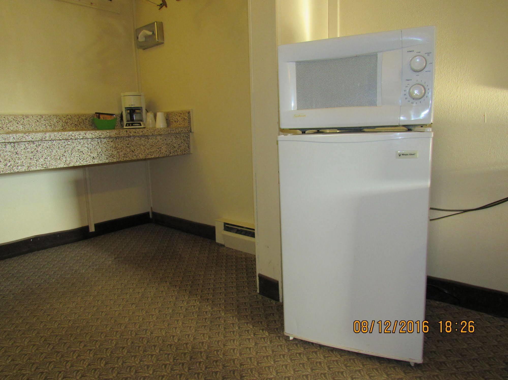 La Conne Motel Corning Bagian luar foto