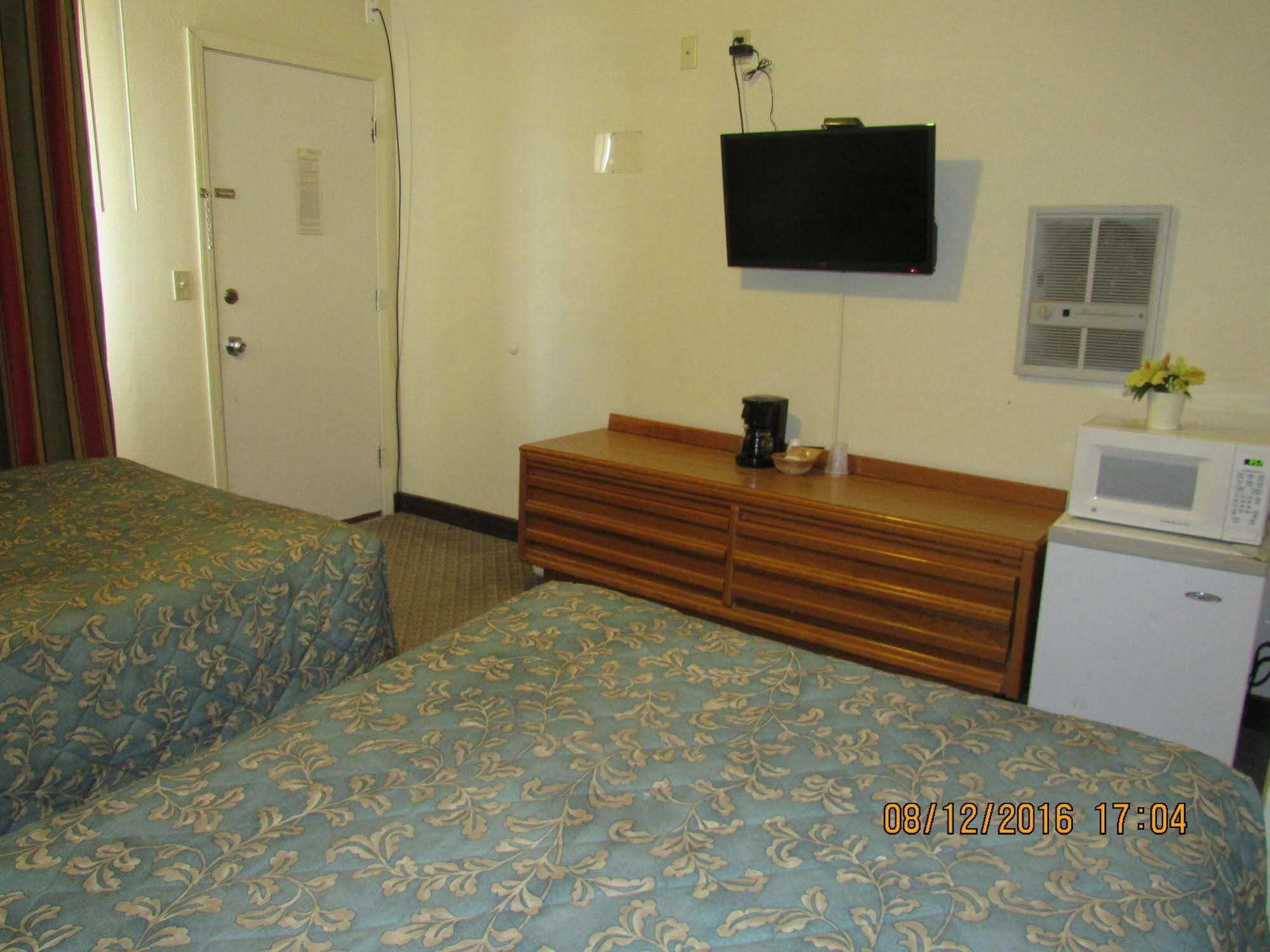 La Conne Motel Corning Bagian luar foto