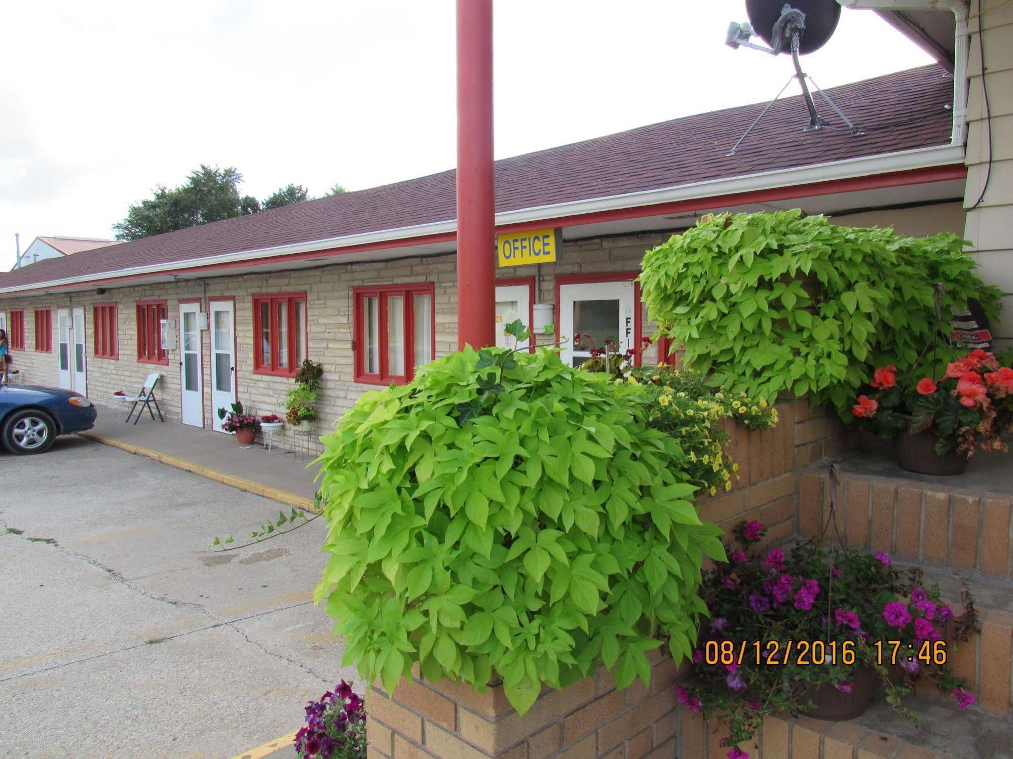 La Conne Motel Corning Bagian luar foto